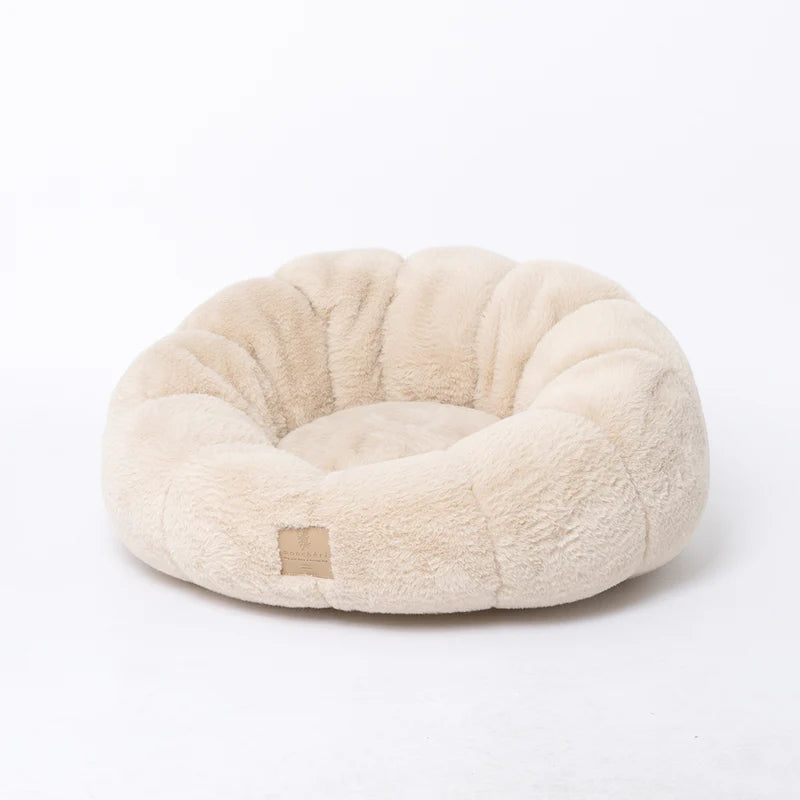 Croissant Style Fur Bed